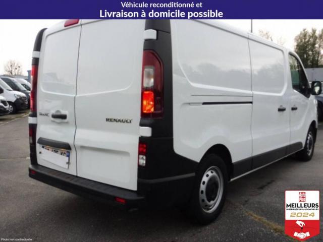 Renault Trafic image 2