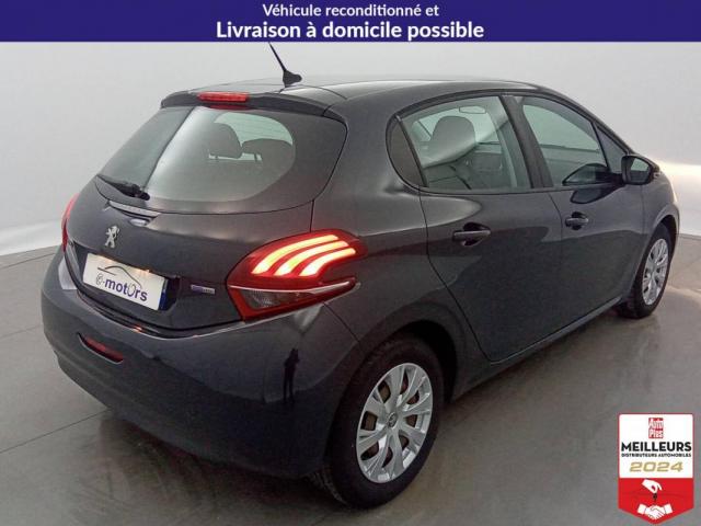 Peugeot 208 image 1