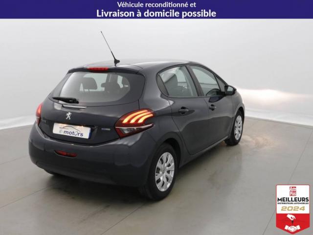 Peugeot 208 image 6