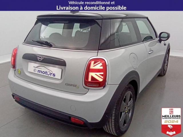 Mini Hatch image 1