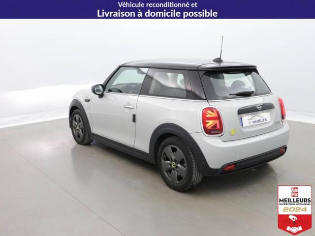 Mini Hatch image 2