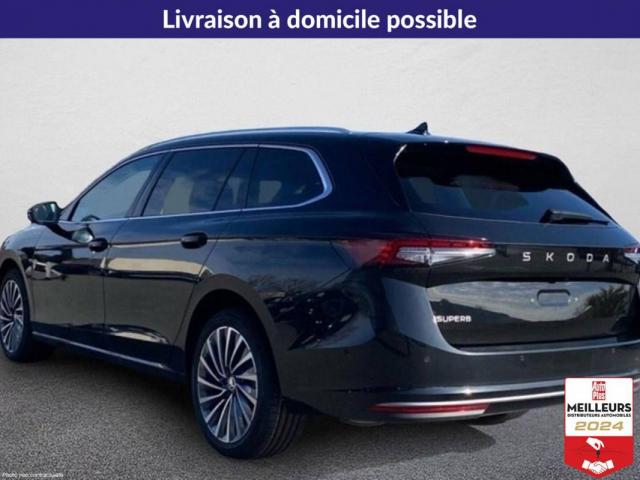 Skoda Superb image 2