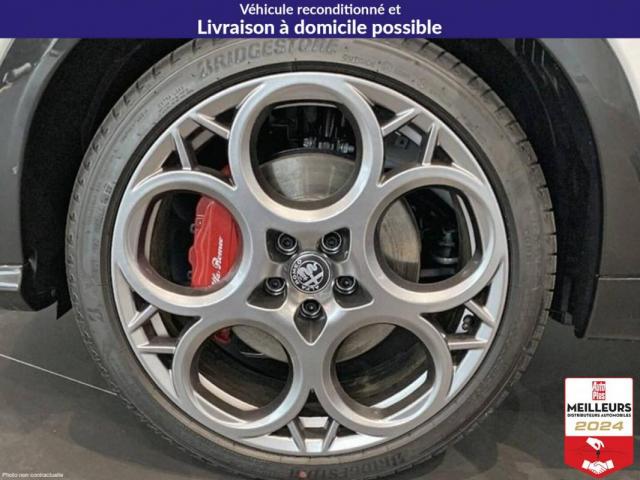 Alfa Romeo Tonale image 8