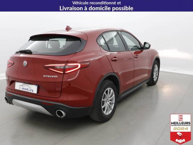 Alfa Romeo Stelvio image 7
