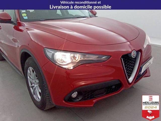 Alfa Romeo Stelvio image 9