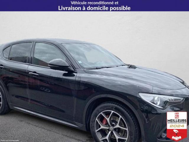 Alfa Romeo Stelvio image 7