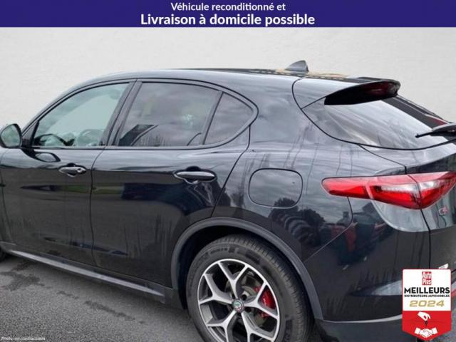 Alfa Romeo Stelvio image 5