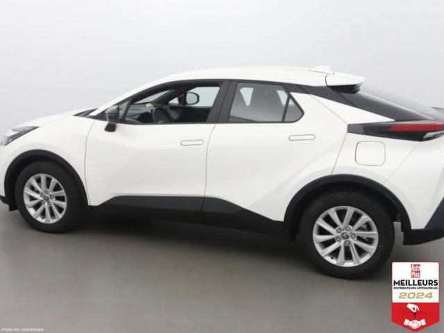 Toyota C-Hr image 8
