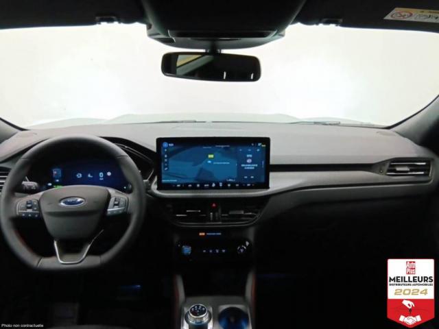 Ford Kuga image 6