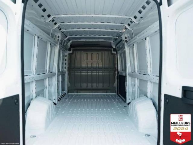 Peugeot Boxer image 3