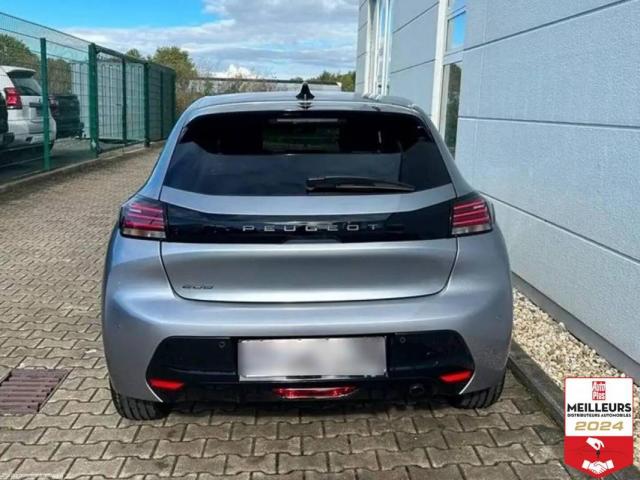 Peugeot 208 image 1
