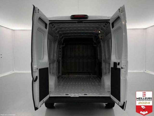 Peugeot Boxer image 9