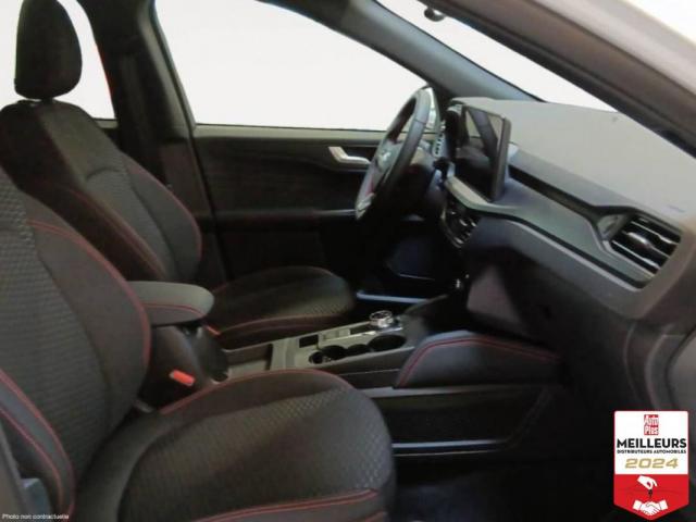 Ford Kuga image 1