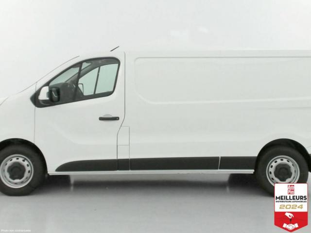 Renault Trafic image 1