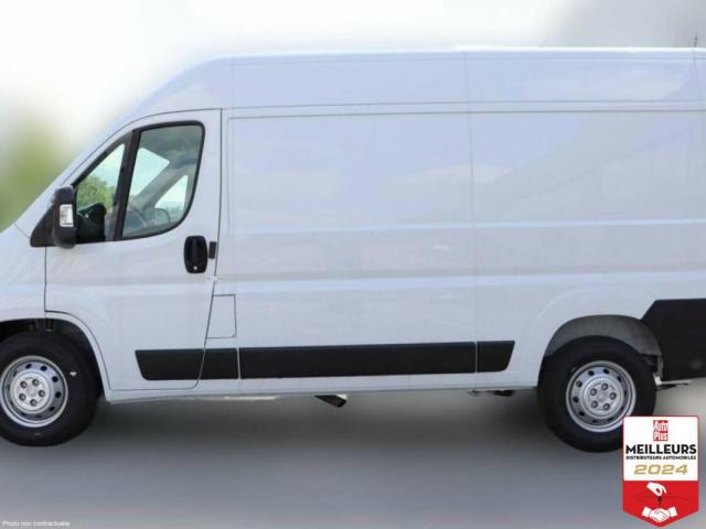 Peugeot Boxer image 1
