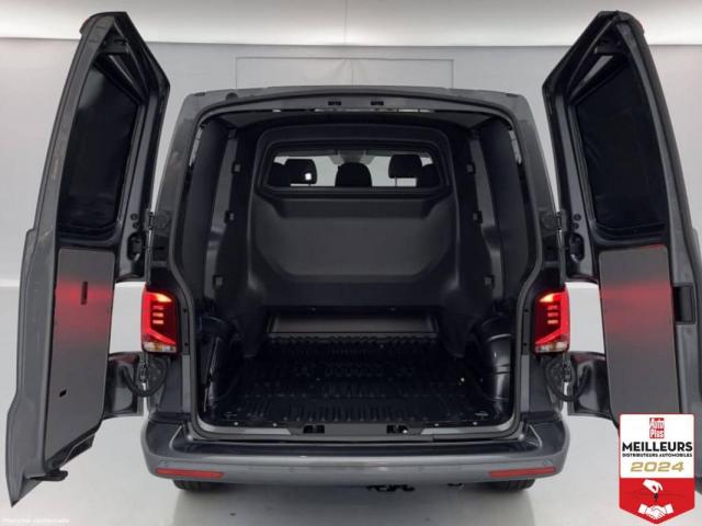 Volkswagen Transporter image 4
