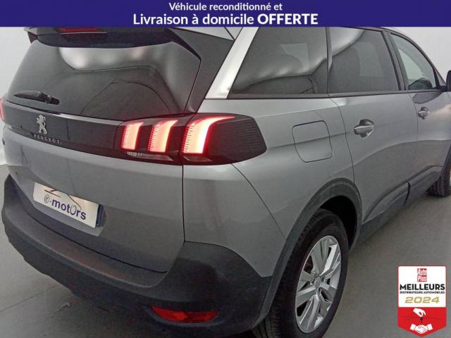 Peugeot 5008 image 8