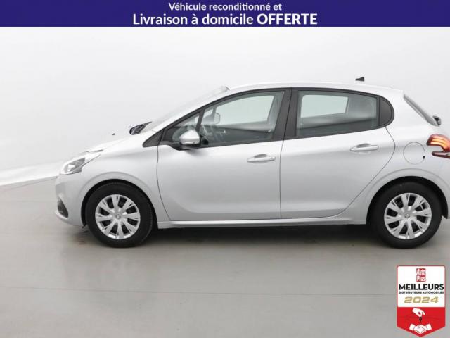 Peugeot 208 image 8