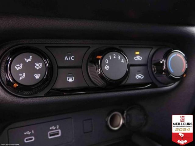 Nissan Juke image 5