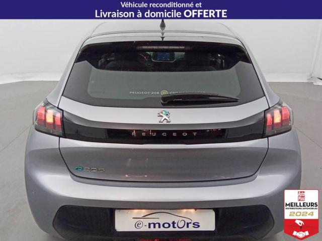 Peugeot 208 image 8