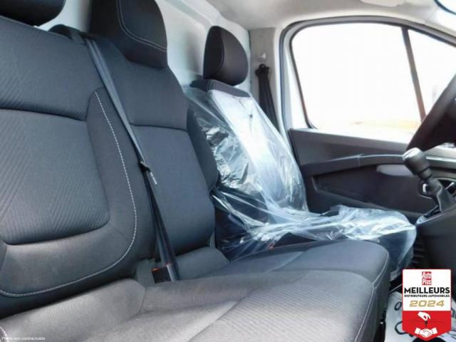Renault Trafic image 4