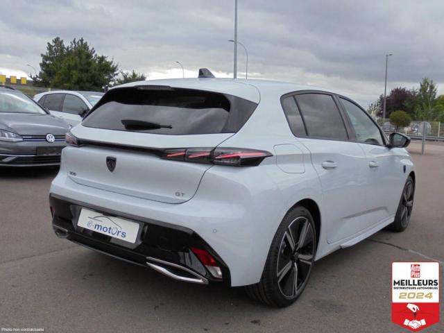 Peugeot 308 image 1