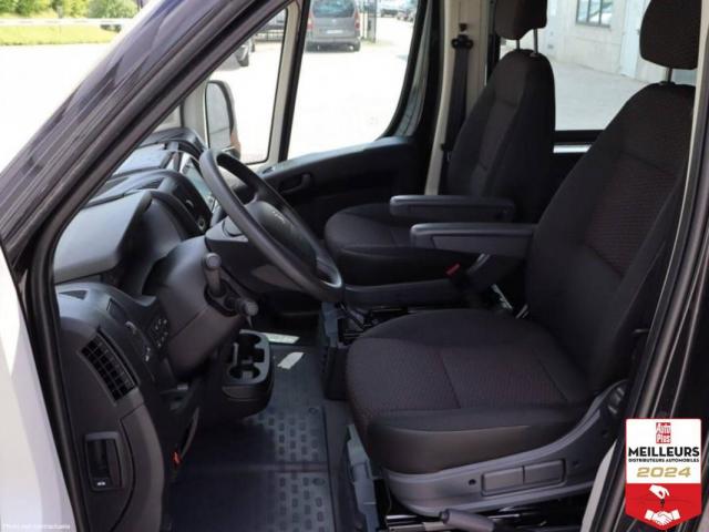 Peugeot Boxer image 8