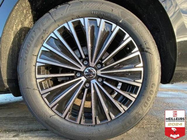 Volkswagen Passat image 1