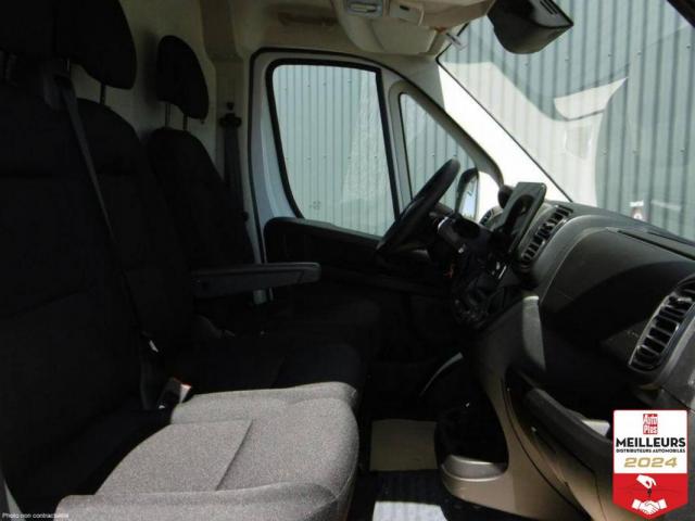 Opel Movano image 8