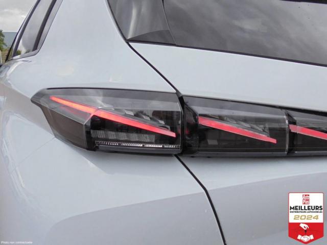 Peugeot 308 image 2