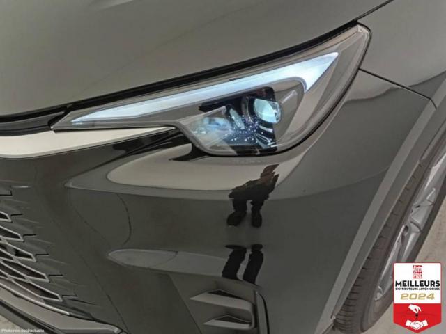 Lexus Lbx image 1