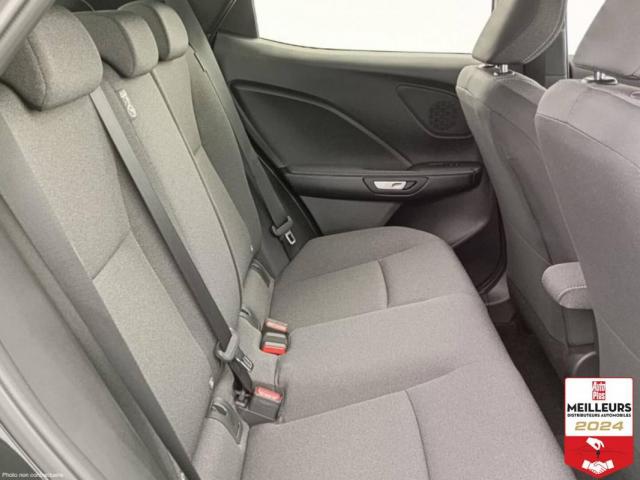 Lexus Lbx image 8