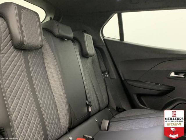 Peugeot 2008 image 3