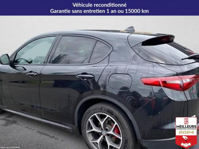 Alfa Romeo Stelvio image 8
