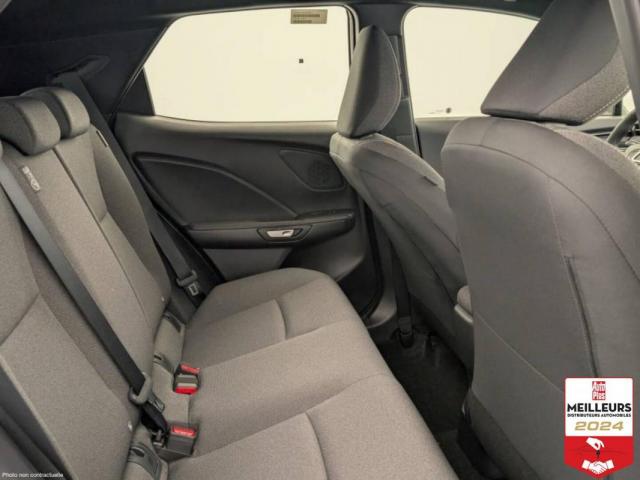 Lexus Lbx image 7
