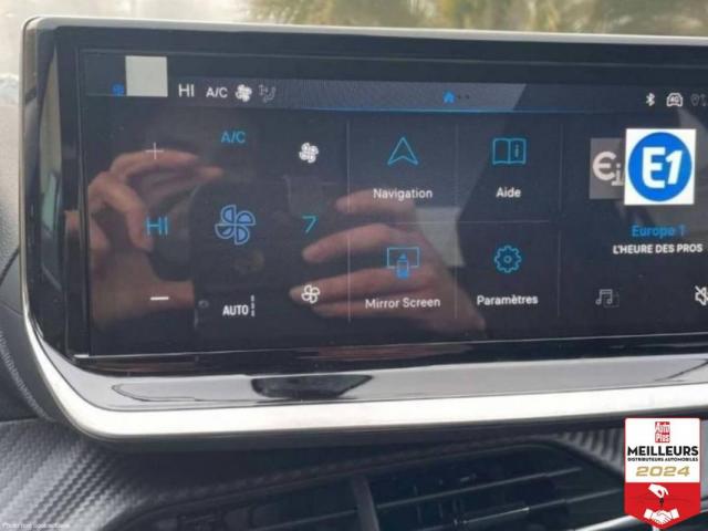 Peugeot 208 image 2