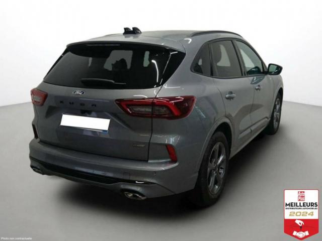 Ford Kuga image 8