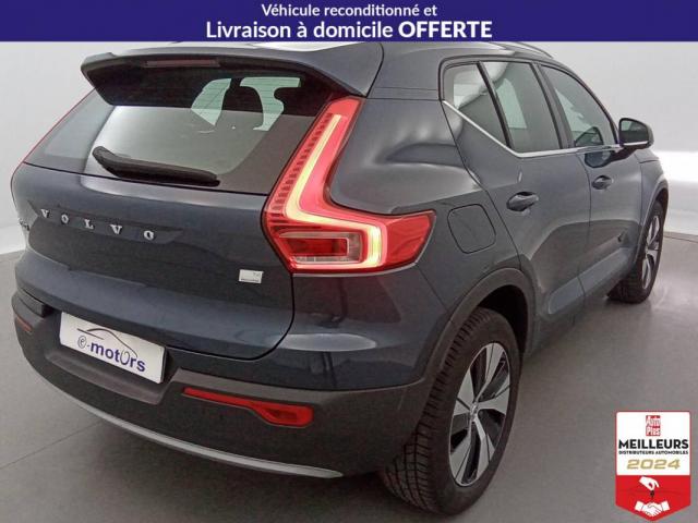 Volvo Xc40 image 2