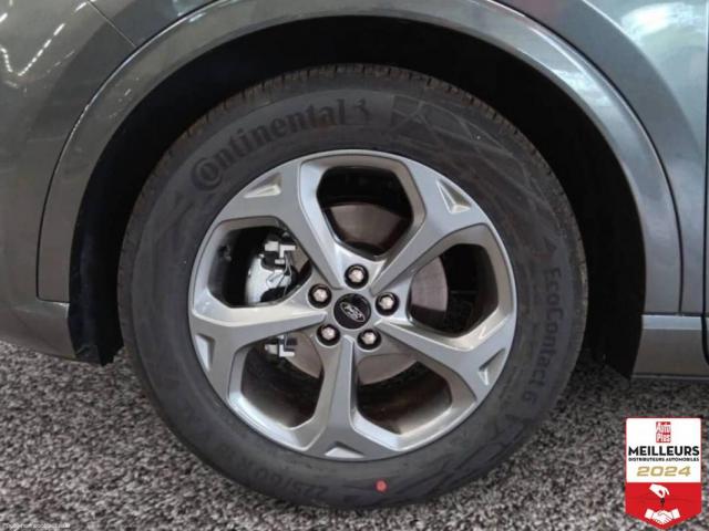Ford Kuga image 8