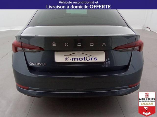 Skoda Octavia image 8