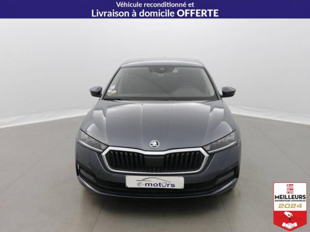 Skoda Octavia image 6