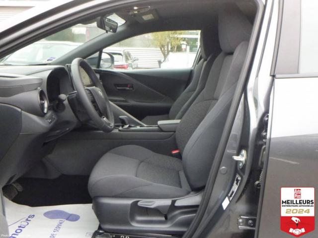 Toyota C-Hr image 9