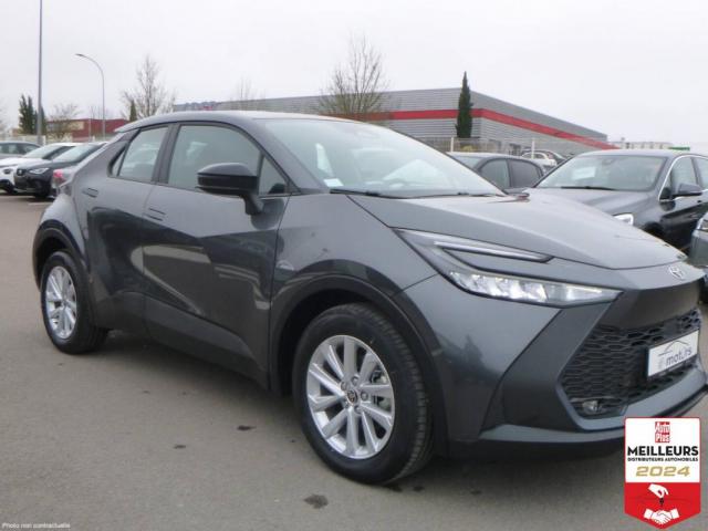Toyota C-Hr image 8