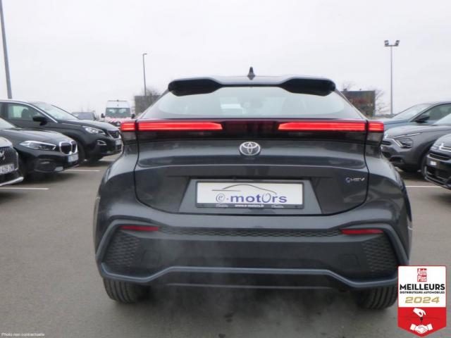 Toyota C-Hr image 6