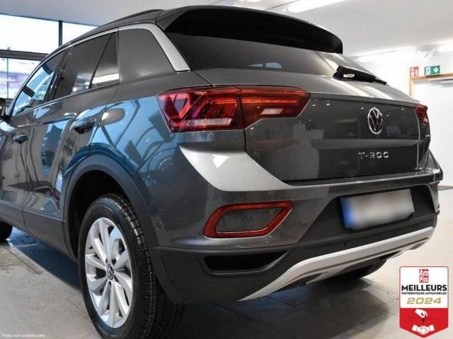 Volkswagen T-Roc image 3