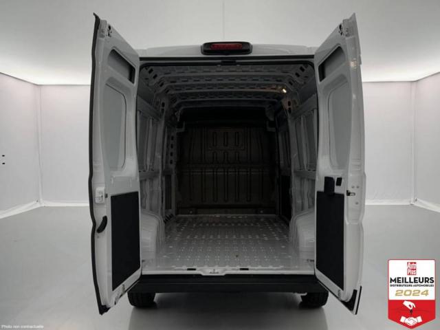 Peugeot Boxer image 3