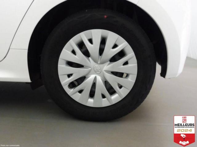 Toyota Yaris image 2