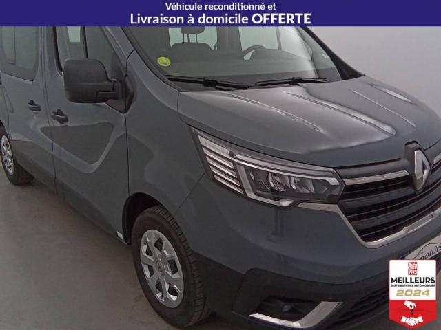 Renault Trafic image 2
