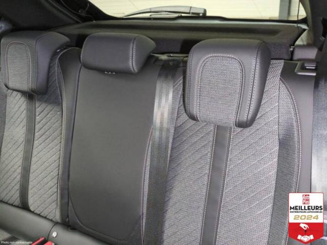 Peugeot 208 image 9