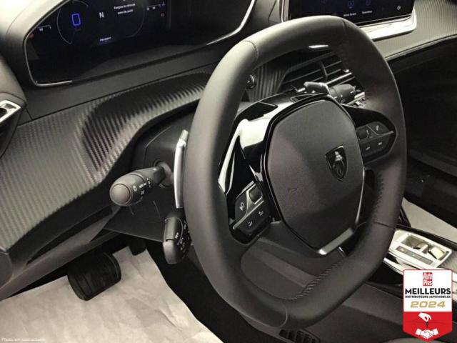 Peugeot 2008 image 2